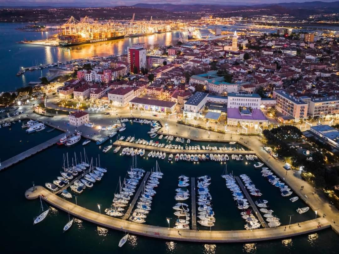 Koper Center Apartment Near-Beach-Free-Garage-Parking Exteriér fotografie